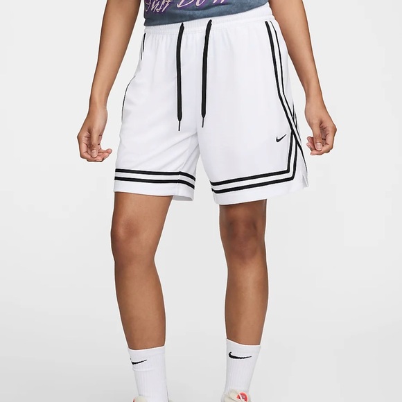 NIKE DRI FIT FLY CROSSOVER BASKETBALL SHORTS White Womens XL 16-18 NEW - Picture 1 of 11